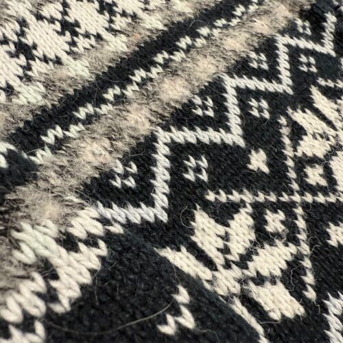 Vintage Jantzen Petite Fair Isle Knit Sweater V-Neck Black/White Small - Picture 4 of 6
