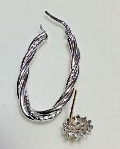 Vtg 9ct Gold Odd Earrings x 2 - White Gold Creole, White & Yellow Gold CZ Stud - Picture 7 of 19
