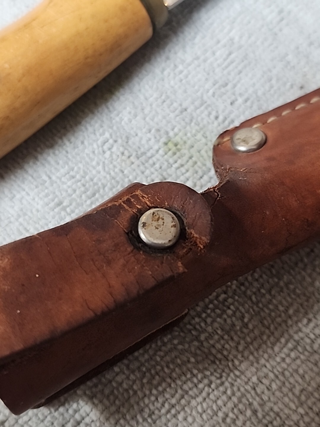 FISKARS FINLAND FILLET KNIFE VINTAGE made in USA W/ SHEATH 
