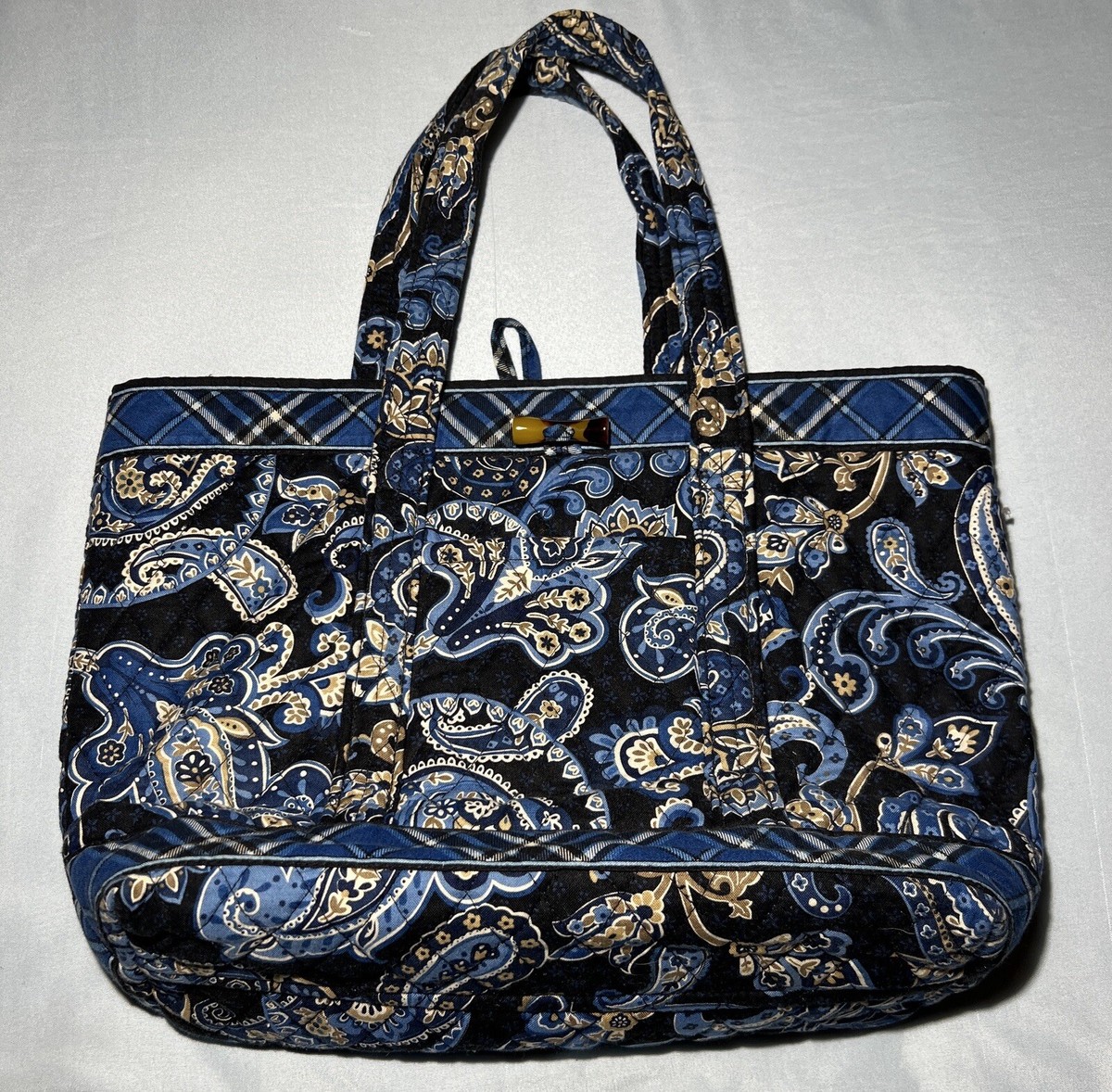 Vera Bradley Handbag Retired Pattern “Windsor Navy” Fall 2006