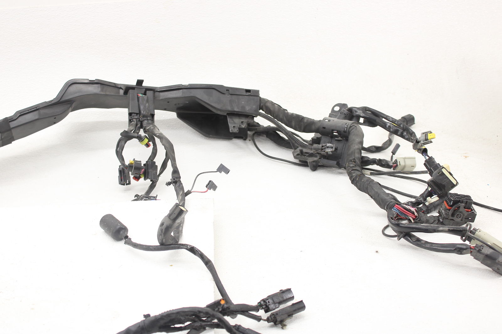 2014-2015 Harley Davidson Electra Street ABS Twin Cooled 103 Main Wiring Harness