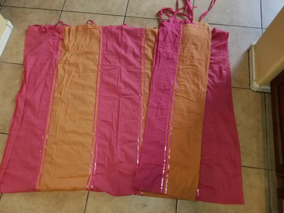 World Market «Оранжевая/розовая полоса» полупрозрачные драпированные панели 54 X 84 - 2 панели - Изображение 3 из 4