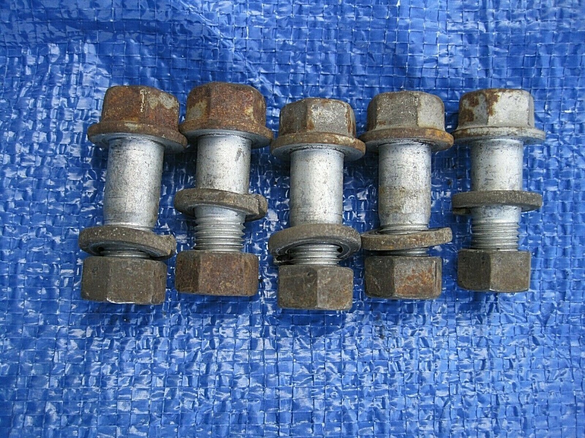 90-93 Nissan 300zx b1 five rear axle mounting nuts and bolts NA | eBay