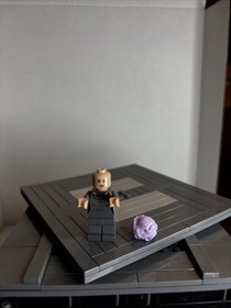Lego Star Wars Vice Admiral Holdo Minifigure