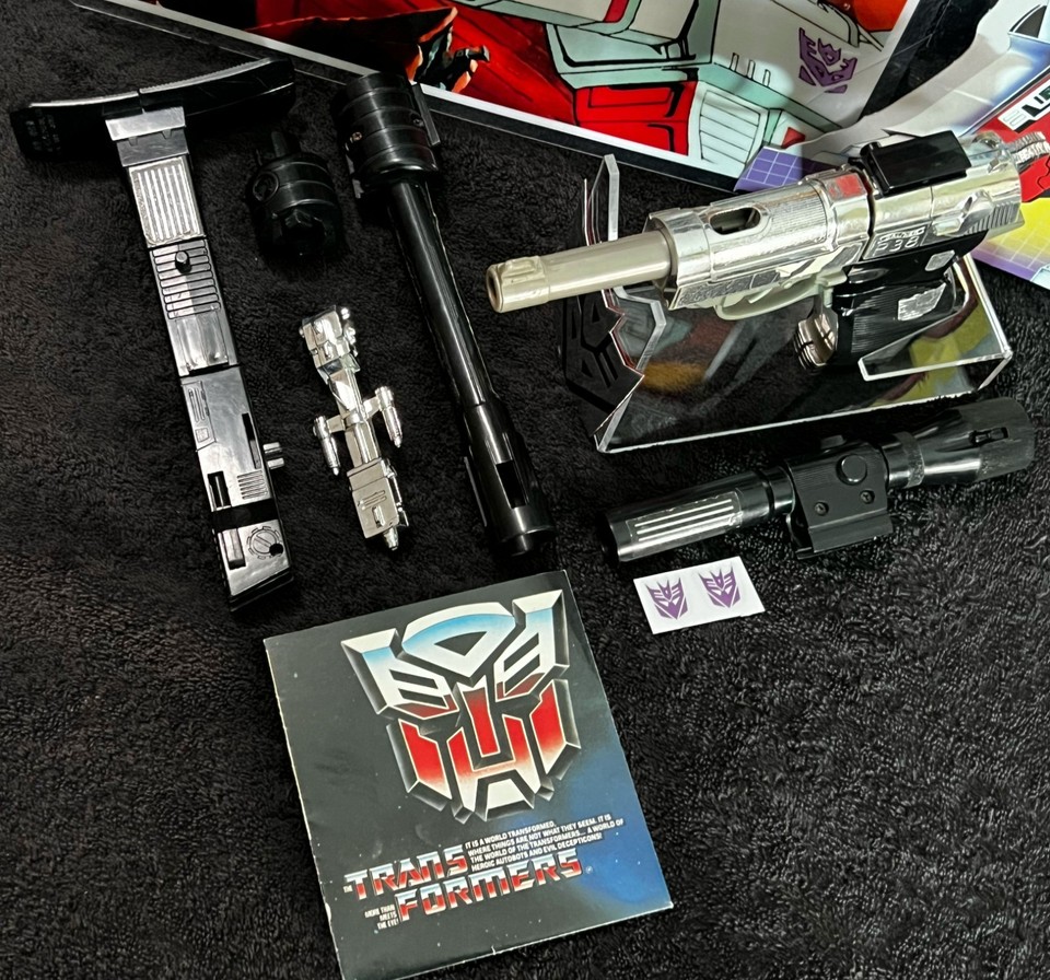 G1 1984 MEGATRON • 100% COMPLETE • CUSTOM STAND/PRINT • VINTAGE G1 ...