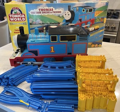 Thomas & Friends The Tank Storage Engine Tunnel Giant Set Tomy Train 1997