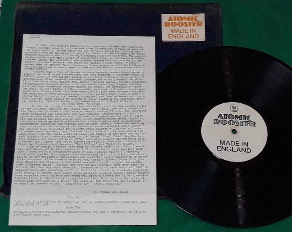 Atomic Rooster - Made In England OBSCURE PRESS Denim Cover - With Press Release - Imagem 2 de 4