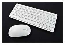 M42570-001 - White BT KB MS Combo US