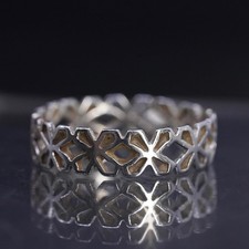 size 8.25, vintage southwestern sterling silver 925 handmade floral band ring