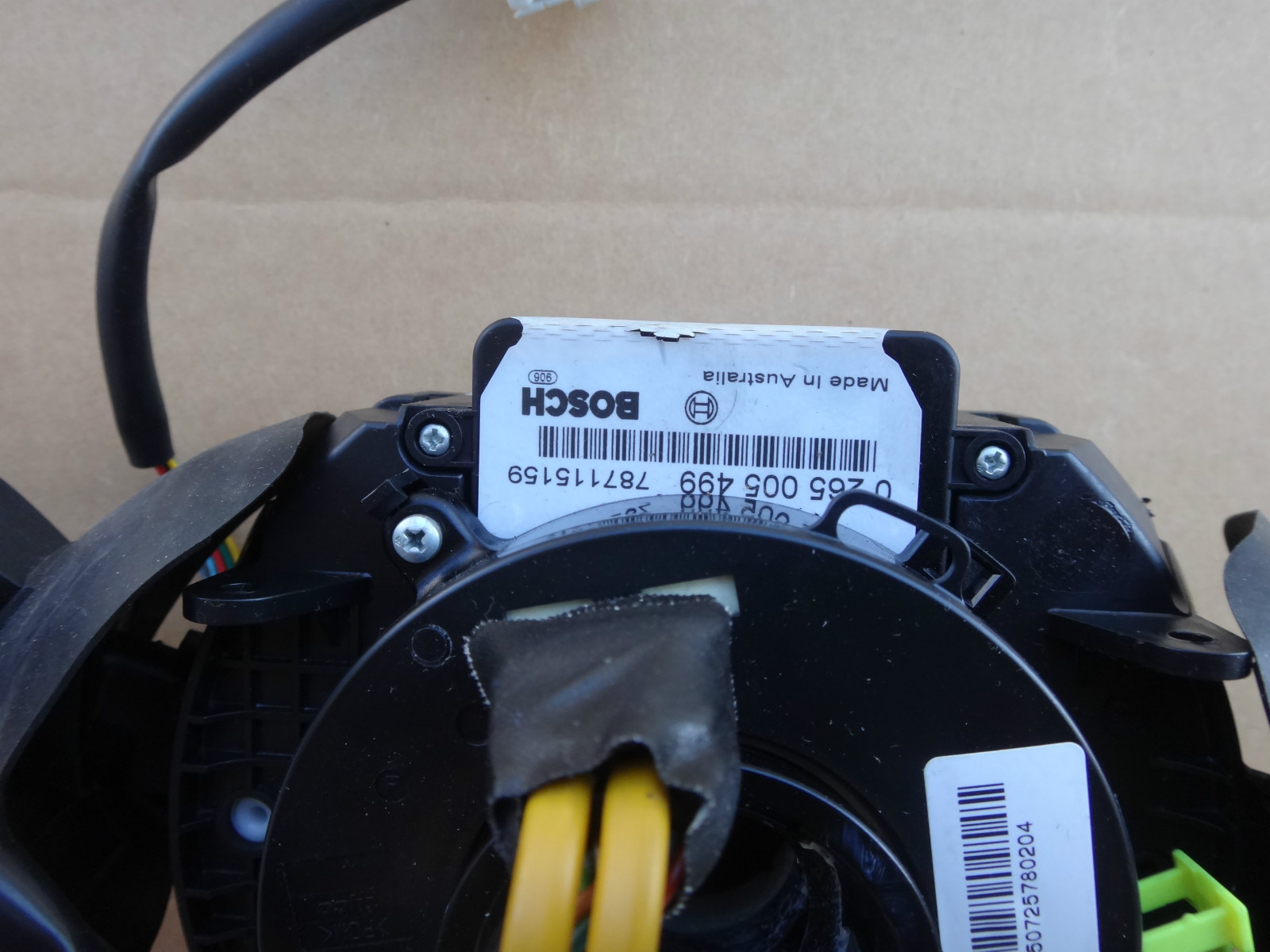 MASERATI  GT   STEERING COLUMN  SWITCH  WITH PART NO 000188224 NEEDS REPAIR 