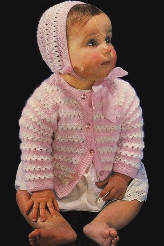 Strickanleitung Kopie 1237.   Baby Strickjacke & Mütze.  19-21" Truhe.  DK/4ply