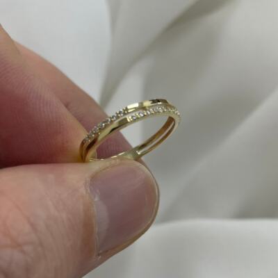 Genuine 9CT Yellow Gold Ladies Ring - Stunning 375 Hallmarked Band Gold Ladies