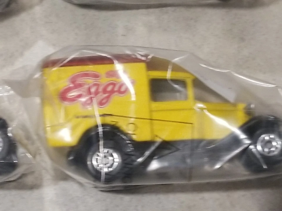 Matchbox Cars Kellogg's Cereal Ford Delivery Trucks Lot Of 6 SEALED 1979 Vintage - Image 2 of 4