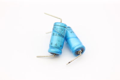 Condensateur Chimique 220µF 16V - Aluminium électrolytique - Neuf - Pour Réparation électronique