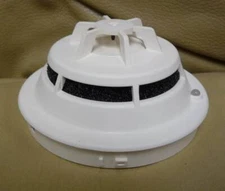 SIEMENS HFP-11 Smoke Heat Detector Fire Alarm 500-033290 Addressable Tested