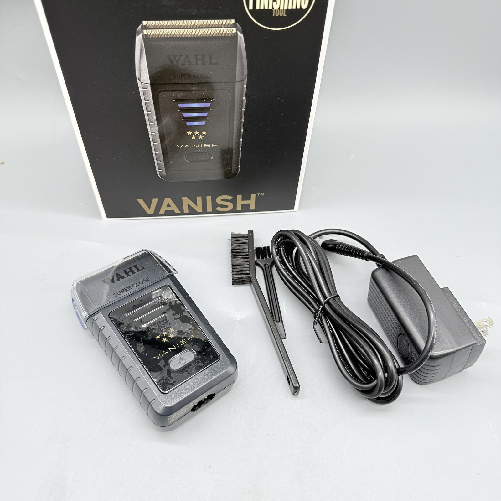 Wahl 5 Star Series Vanish Double Foil Shaver &ndash; Corded/Cord