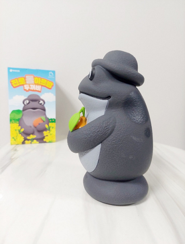 Hite Jinro Frog Jeju Dolhareubang Toad Figure /korea | eBay