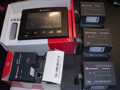 UNITRONICS V430-J-B1, V430 SERIES PLC/COLOR TOUCHSCREEN HMI