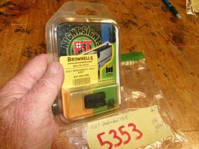 Tru Glo Colt Defender -rear sight no glow-front sight no glow