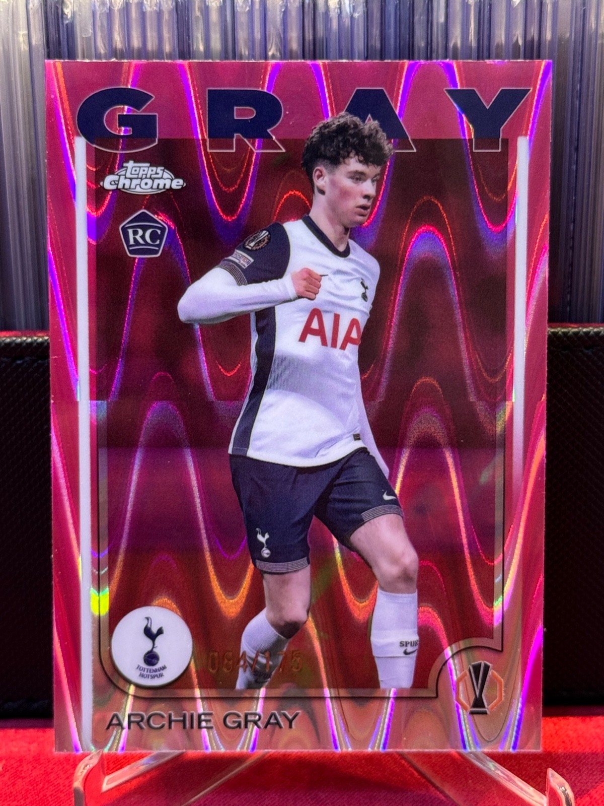 2024-25 Topps Chrome UEFA #170 Archie Gray RC Pink Lava 084/250 Tottenham Rookie