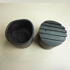 Non-slip rubber feet for ladders