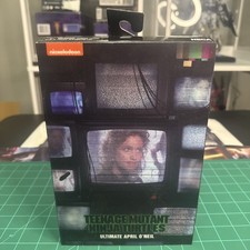 NECA Teenage Mutant Ninja Turtles Ultimate April O'Neil Action Figure 2021 TMNT