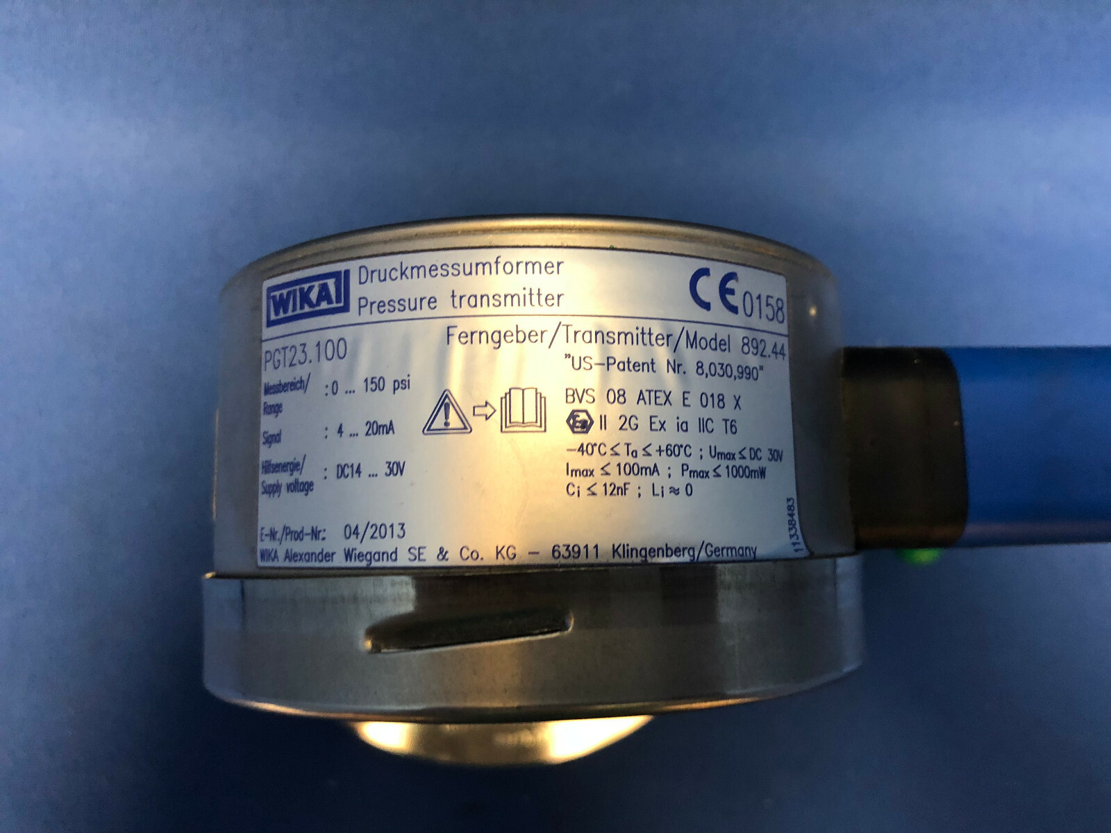 WIKA PGT23.100 Bourdon Tube Pressure Gauge w/ Output Signal and Flush