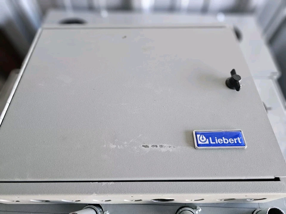 Liebert SiteLink-12 - Image 2 of 2