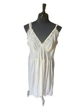 Vintage Saks Fifth Avenue Womens Full Slip ILGUW Size 36