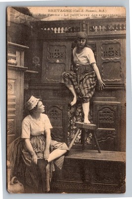 Brittany Farm Servants Postcard E. Hamonic Vintage French Daily Life