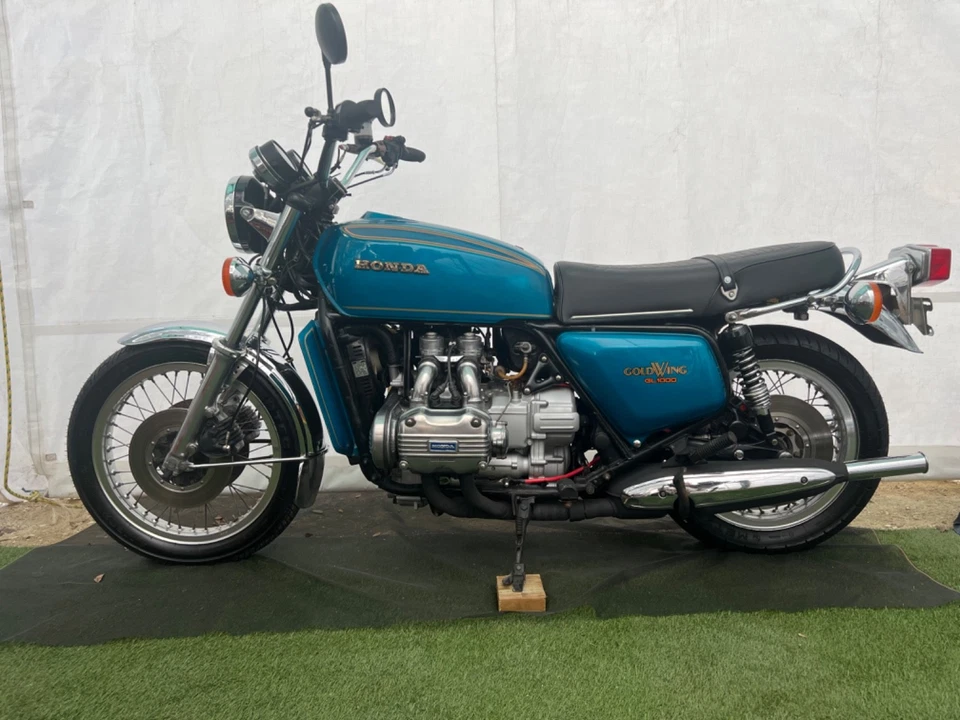 Honda Gold Wing 1975  Foto 4 de 4