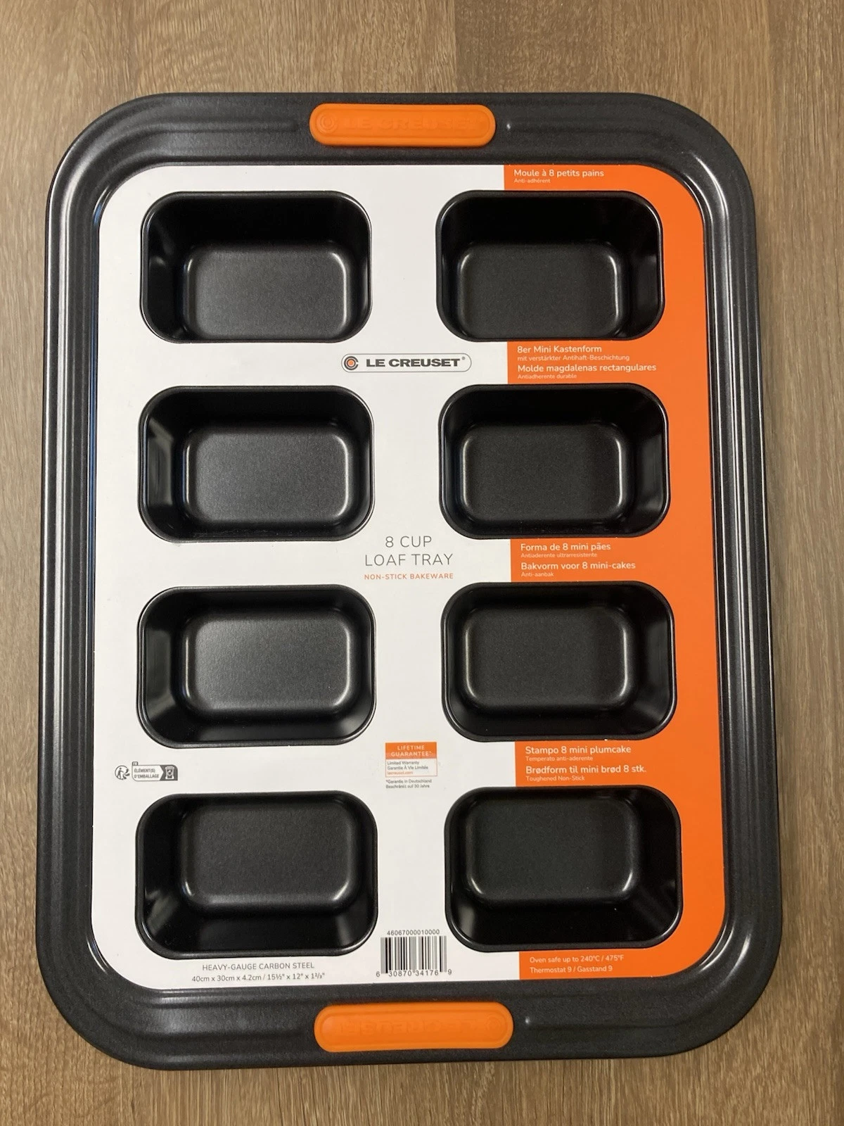 8 Cup Mini Loaf Tray LE CREUSET Toughened Non-Stick Metal Bakeware Pan NWT