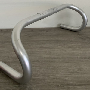 Guidon Cinelli Eubios NOS 40 Cm X 26 Mm - Noir - Aluminium - Fabriqué En Italie