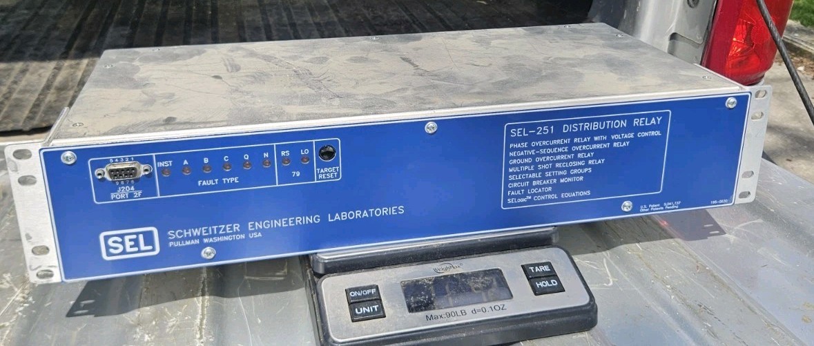 SCHWEITZER ENGINEERING LABORATORIES MODEL SEL-251 DISTRIBUION RELAY OVERCURRENT