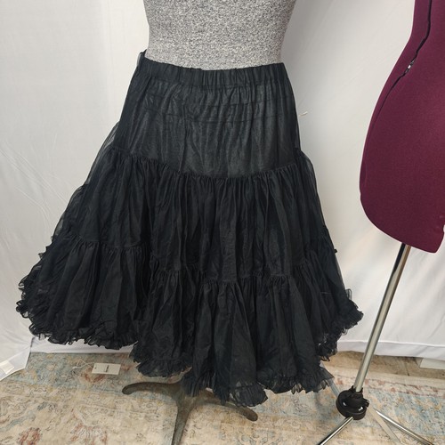 Malco Modes Black Double Layer Dense Petticoat Crinoline Full Sweep Size M