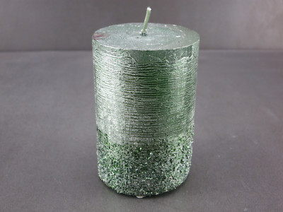 Kerze Calla, gegosse Kerze, tannengrün, 29 Stunden, Safe Candle, Kerzen Wenzel