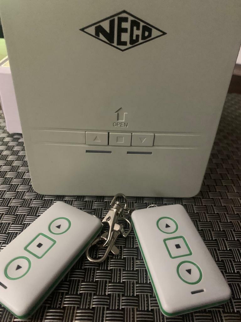 NECO Genesis remote control system with 2 remotes for roller shutters