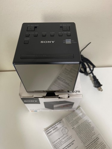 OPEN BOX /NEW Sony Alarm Clock Radio - Black ICF-C1T/BLACK - Picture 4 of 7