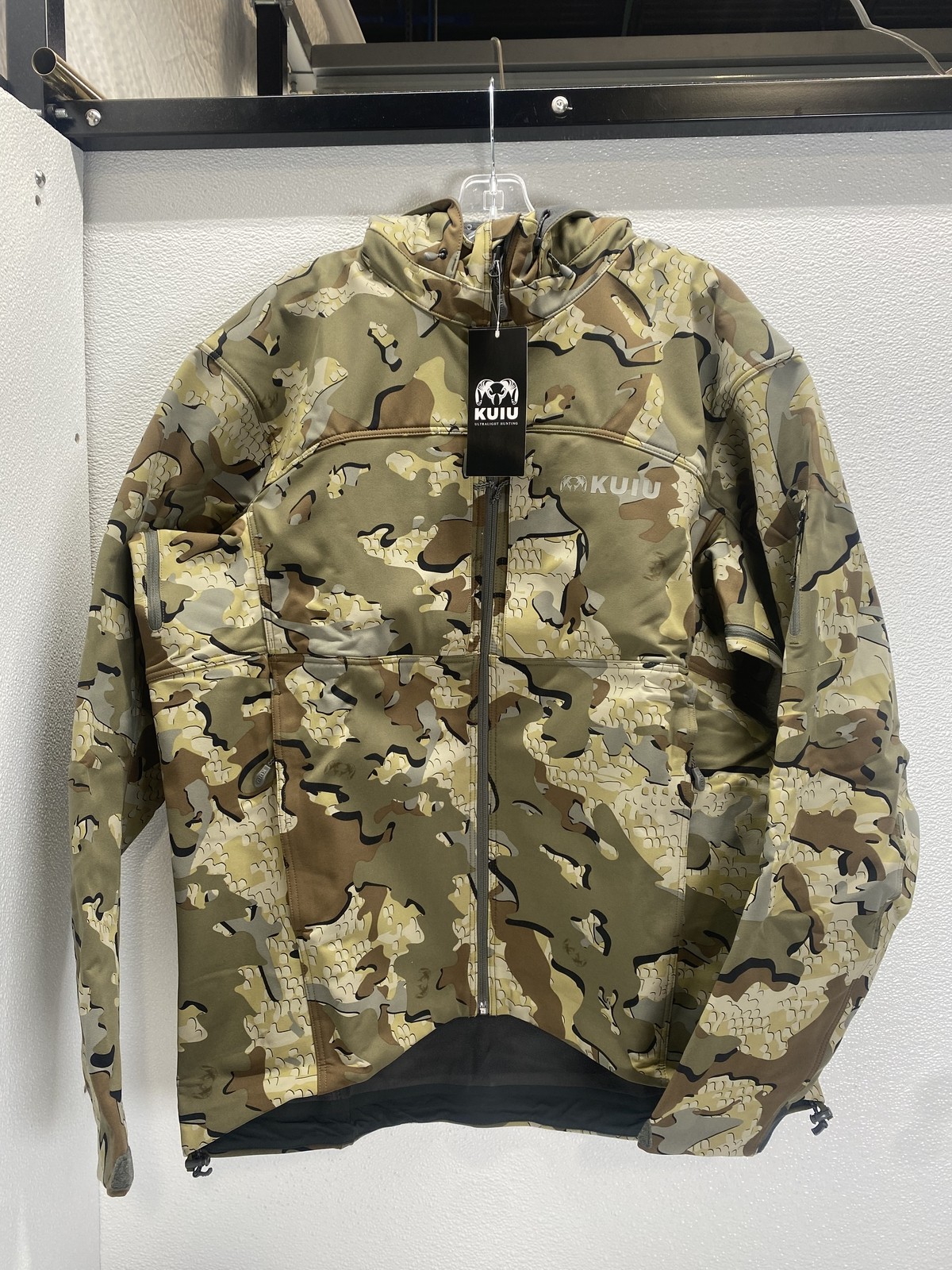 Kuiu Mens Guide DCS Hunting Water Resistant Jacket Size XL Valo Green/Brown