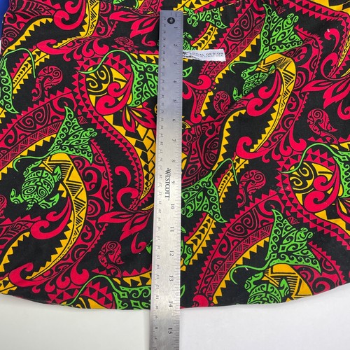 Local Design Made in Hawaii Turtle Floral Canvas Medium Tote Handbag Black Red - Picture 7 of 7