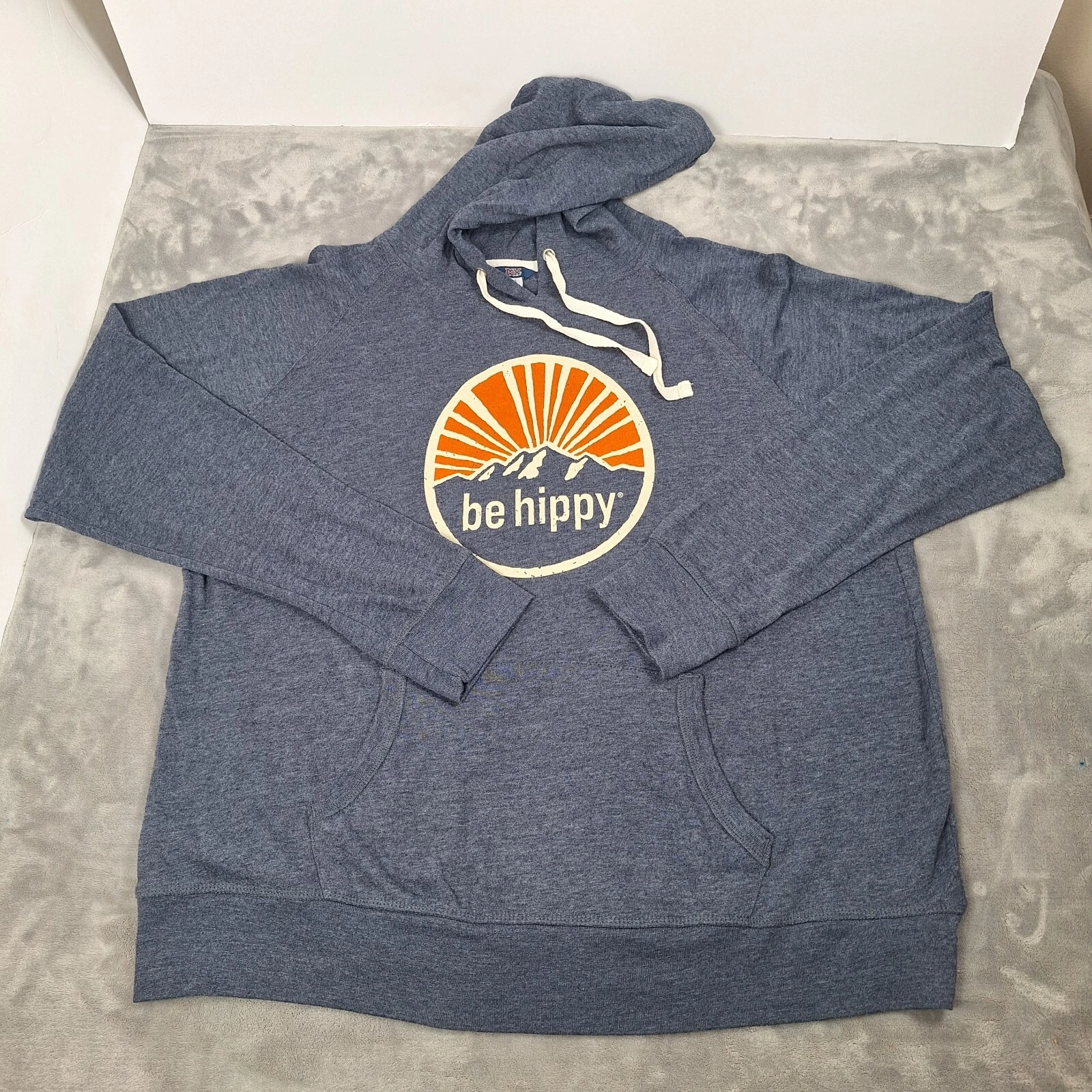 MV Sport Sweater Mens Size 2XL Gray Hoodie Pockets Soft Long Sleeve Drawstring