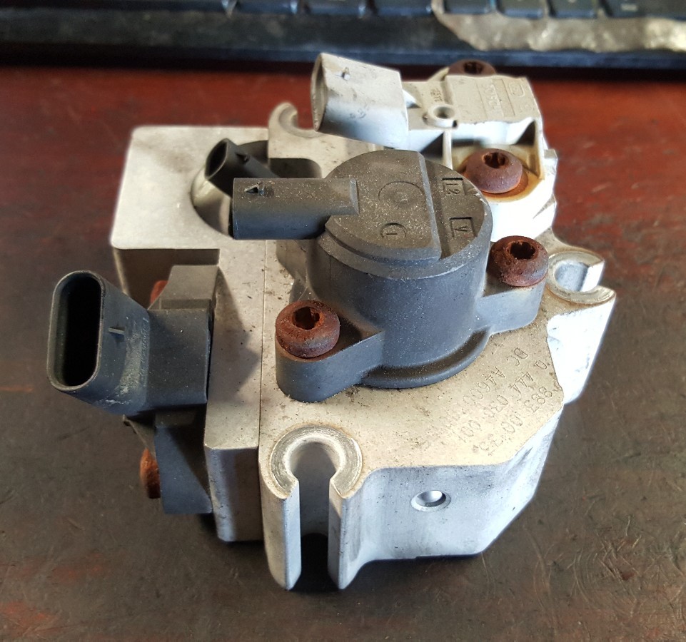 DETROIT DD15 FUEL DOSER VALVE ASSY RA4710700055 BOSCH 0444030001 eBay