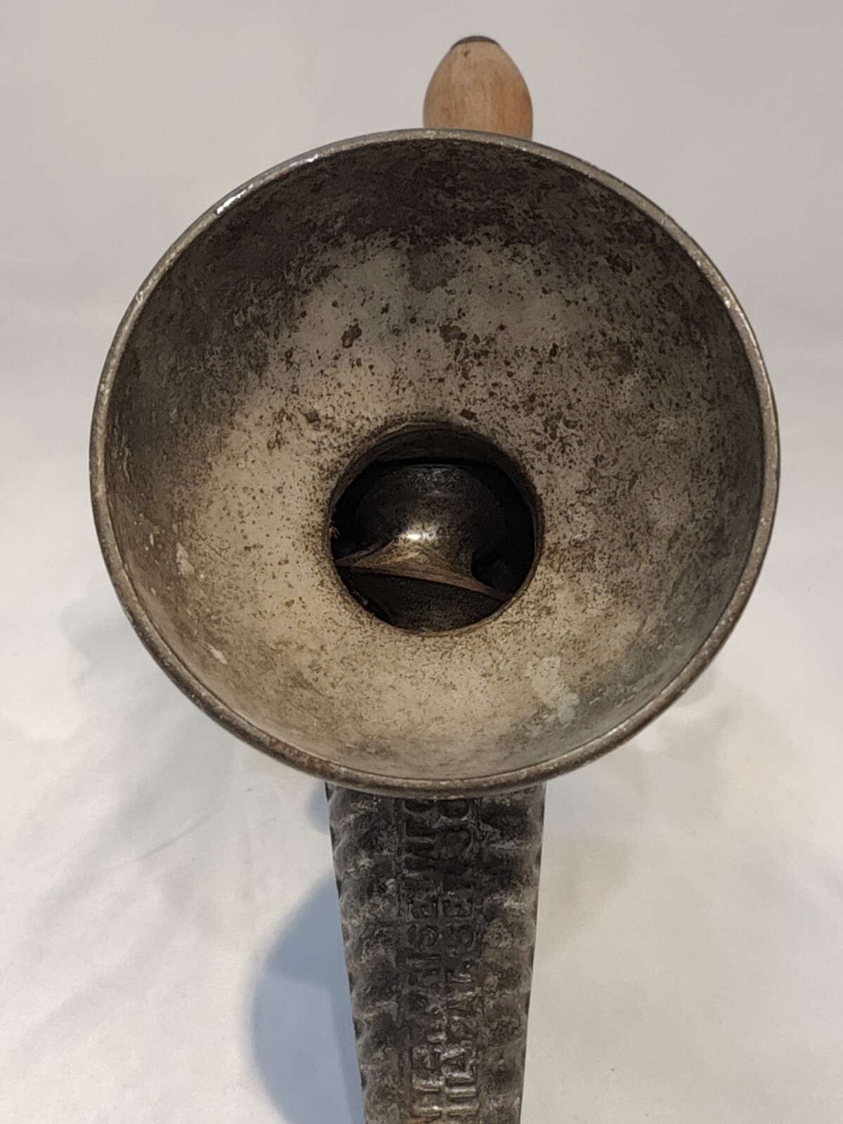 1879 Enterprise Wine Fruit Grape Press Complete, Unique design. Works