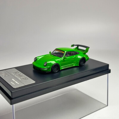 No253 ミニカー1/18 PORSCHE 911 RWB Classic 1/64 Scale Porsche 911 RWB 964 Green Diecast Car Model Toy
