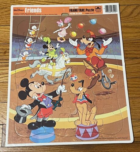 Plateau vintage 1983 cadre doré Disney Friends puzzle Mickey Minnie souris cirque GUC - Photo 1/10