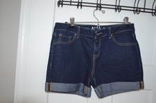 Womens Apt 9 Jean Shorts, Size 0, Medium Rise, Excellent Condition