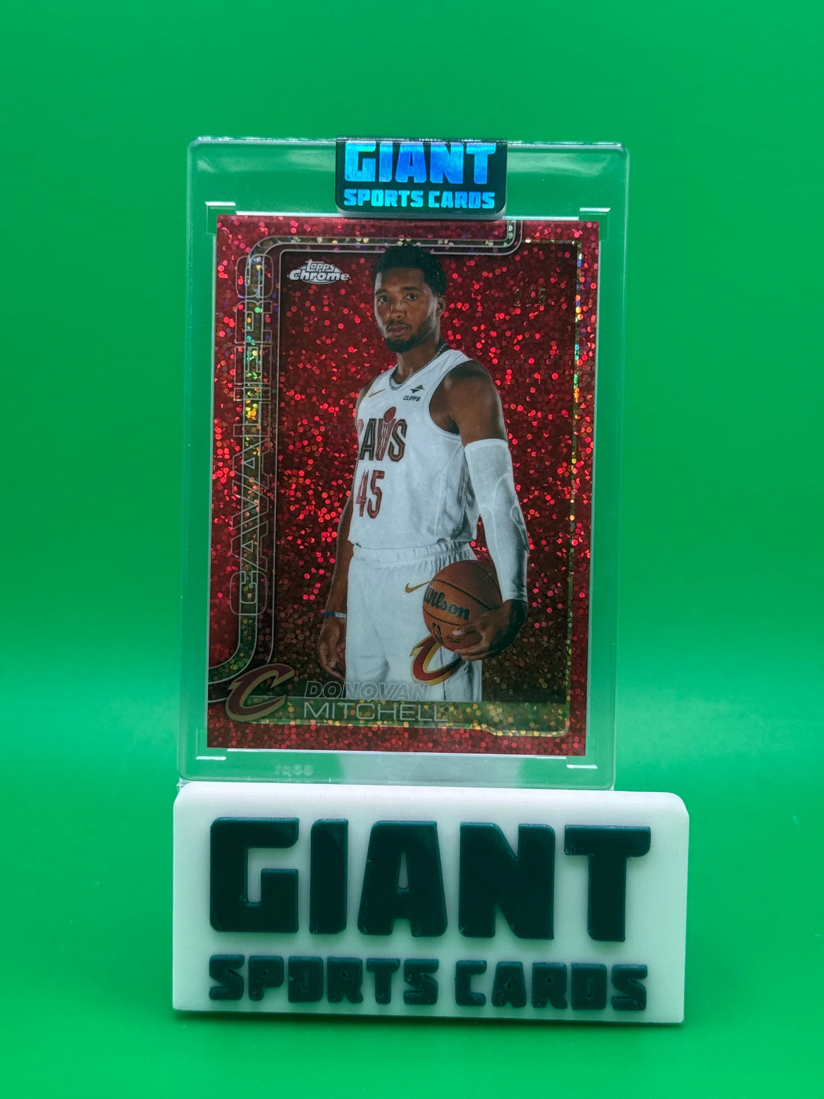 2026 Topps Chrome Donovan Mitchell #19 Red Speckle Variation 2/5
