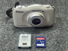 Nikon Coolpix S33 White Waterproof Digital Camera 13.2MP 2GB SD Card Tested