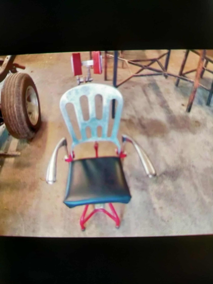 1930s DO/MORE・INDASTORIAL CHAIR USA American Industrial Leather Swivel Chair, 1930s for sale at Pamono