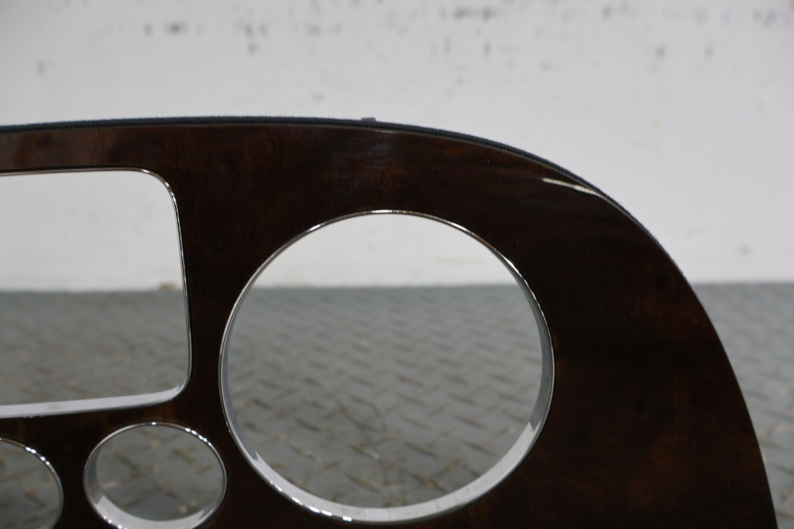 06-12 Bentley Flying Spur Interior Speedometer Trim Bezel (Woodgrain) OEM